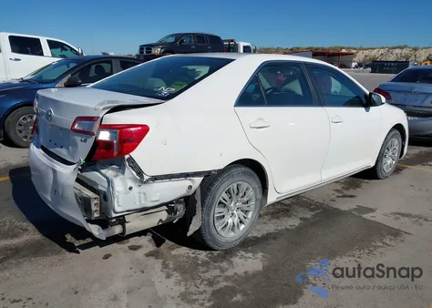 2012 Toyota Camry Le z USA, uszkodzony, nr VIN 4T1BF1FK0CU547915
